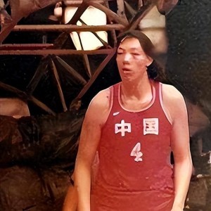 半岛体育入口-原来她早已去世，身高2米08，多次为国夺冠，24岁就退役终生未婚